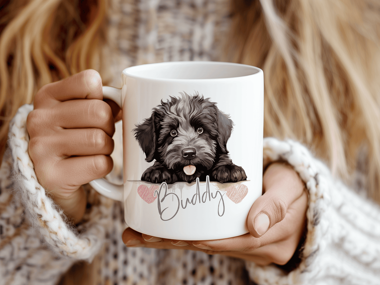 Personalisierbare Tassen mit verschiedenen Hunderassen.